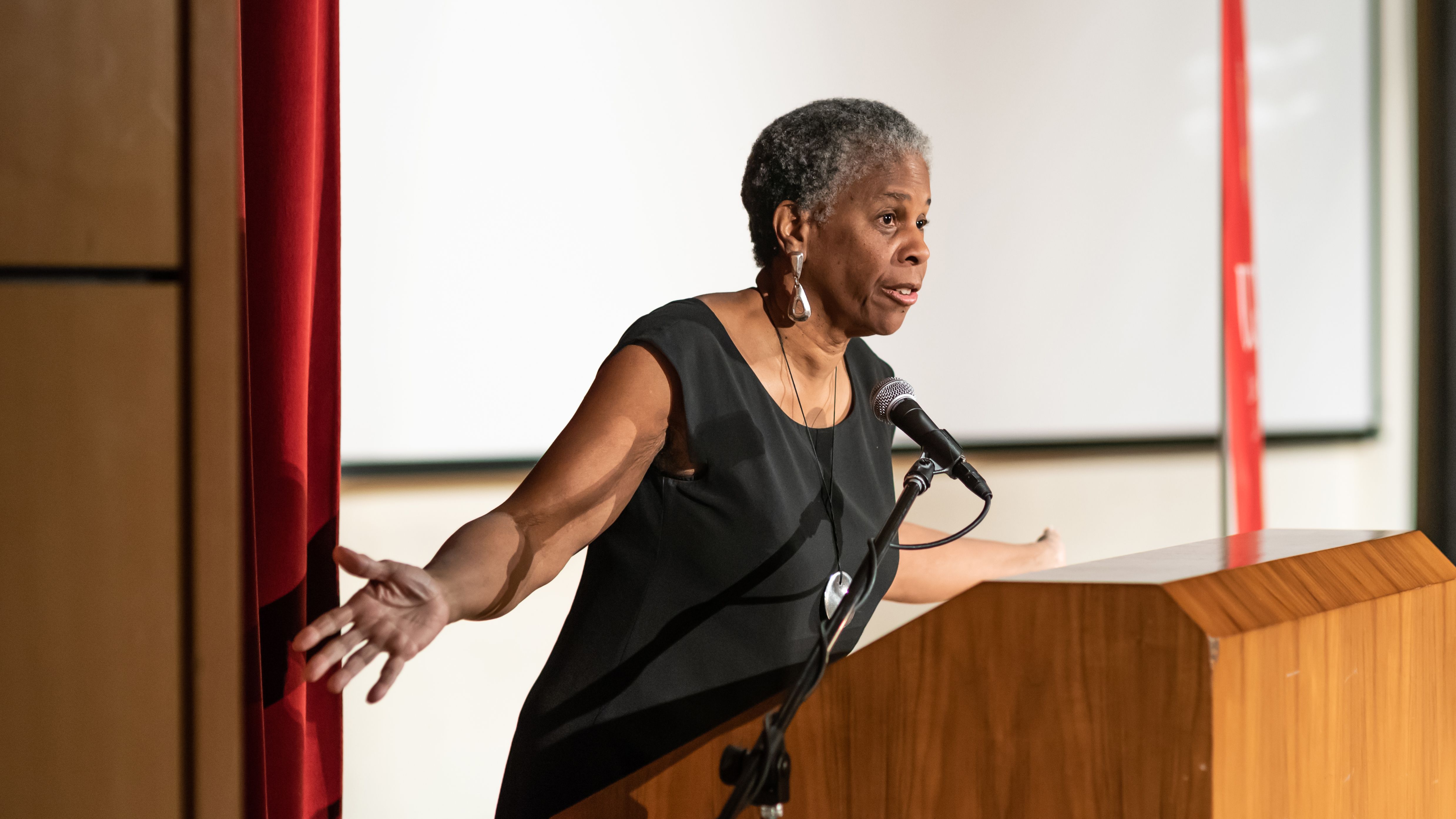 Dr. Lenora Fulani speaking