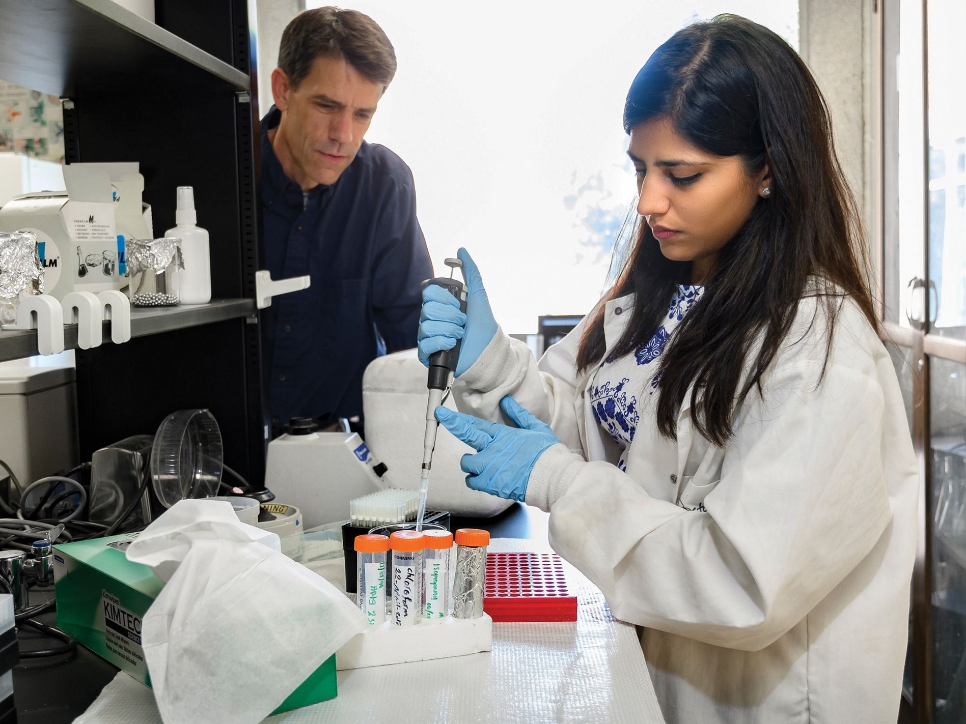 Shilip Bhatia examining viruses